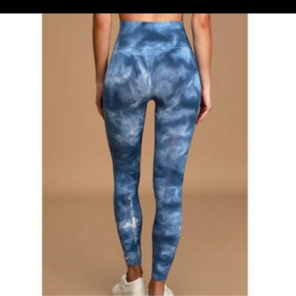 Free People Good Karma 7/8 Leggings Tie Dye - Picture 2 of 7